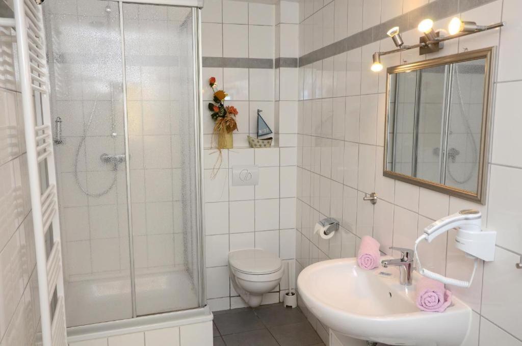 Hotel Zur Seerobbe Cuxhaven Ngoại thất bức ảnh