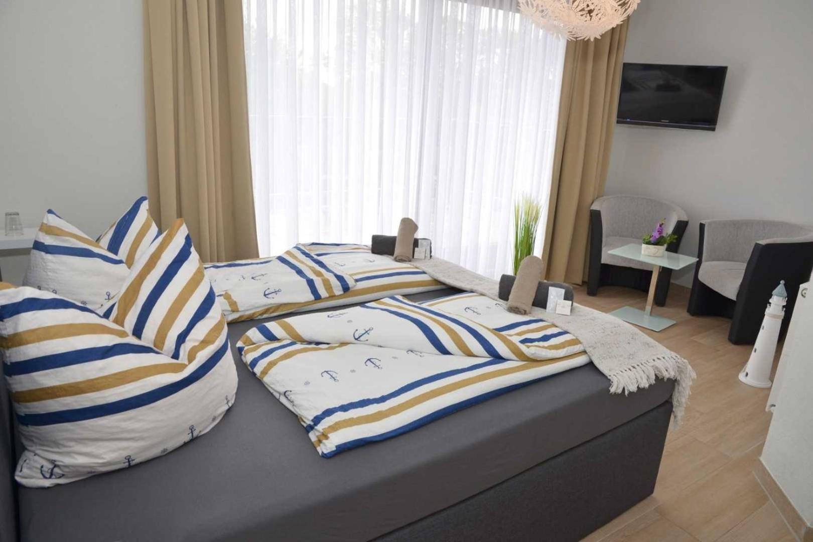Hotel Zur Seerobbe Cuxhaven Ngoại thất bức ảnh