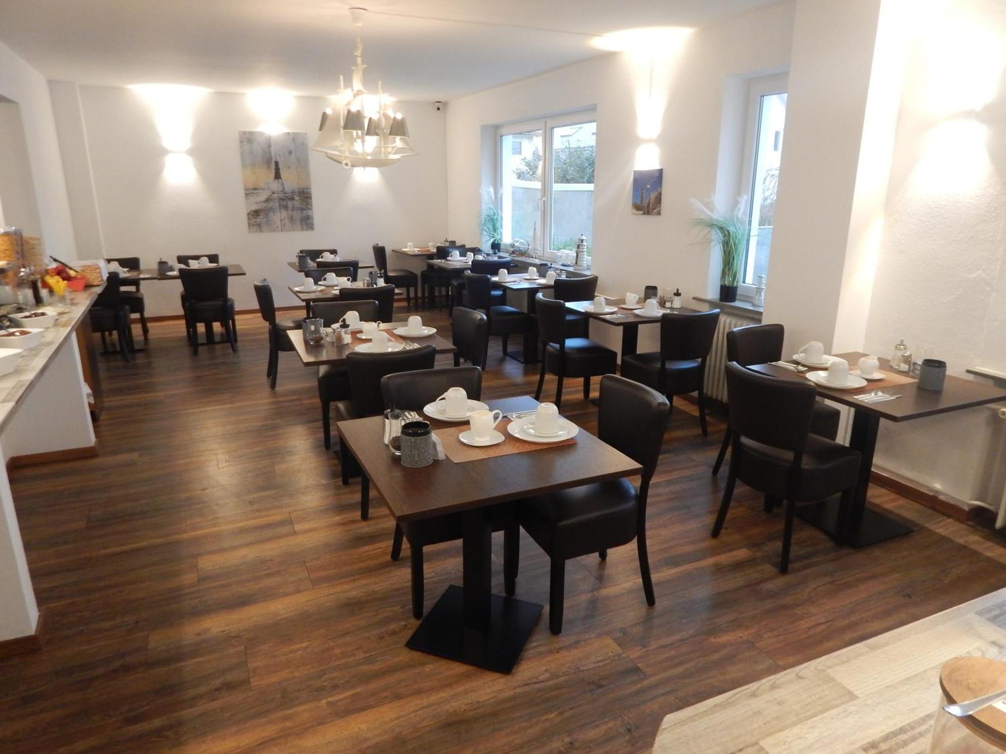 Hotel Zur Seerobbe Cuxhaven Ngoại thất bức ảnh